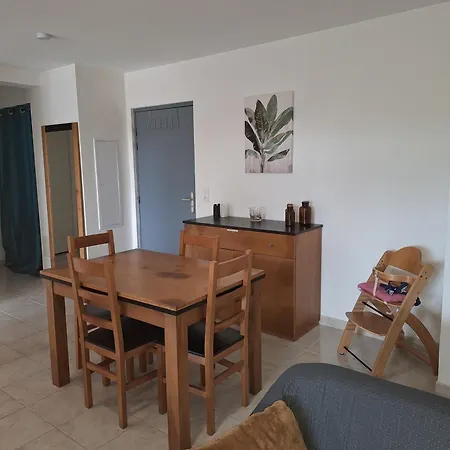 Nouvel Location D'un Bel T2 Climatisé Et Meublé Au Rdch Avec Piscine Dans Les Melody * Santa-Maria-Poggio (Corsica)